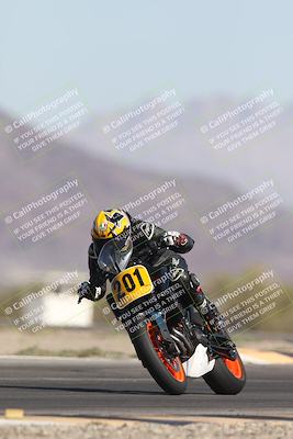 media/Oct-26-2025-Race Pace (Sun) [[c1447ca738]]/Non Verified (1st 20 Minutes of every Hour)/4-Turn 14 (1110am)/